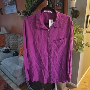 Calvin Klein Jeans Women’s shirt, XL Tall🦋